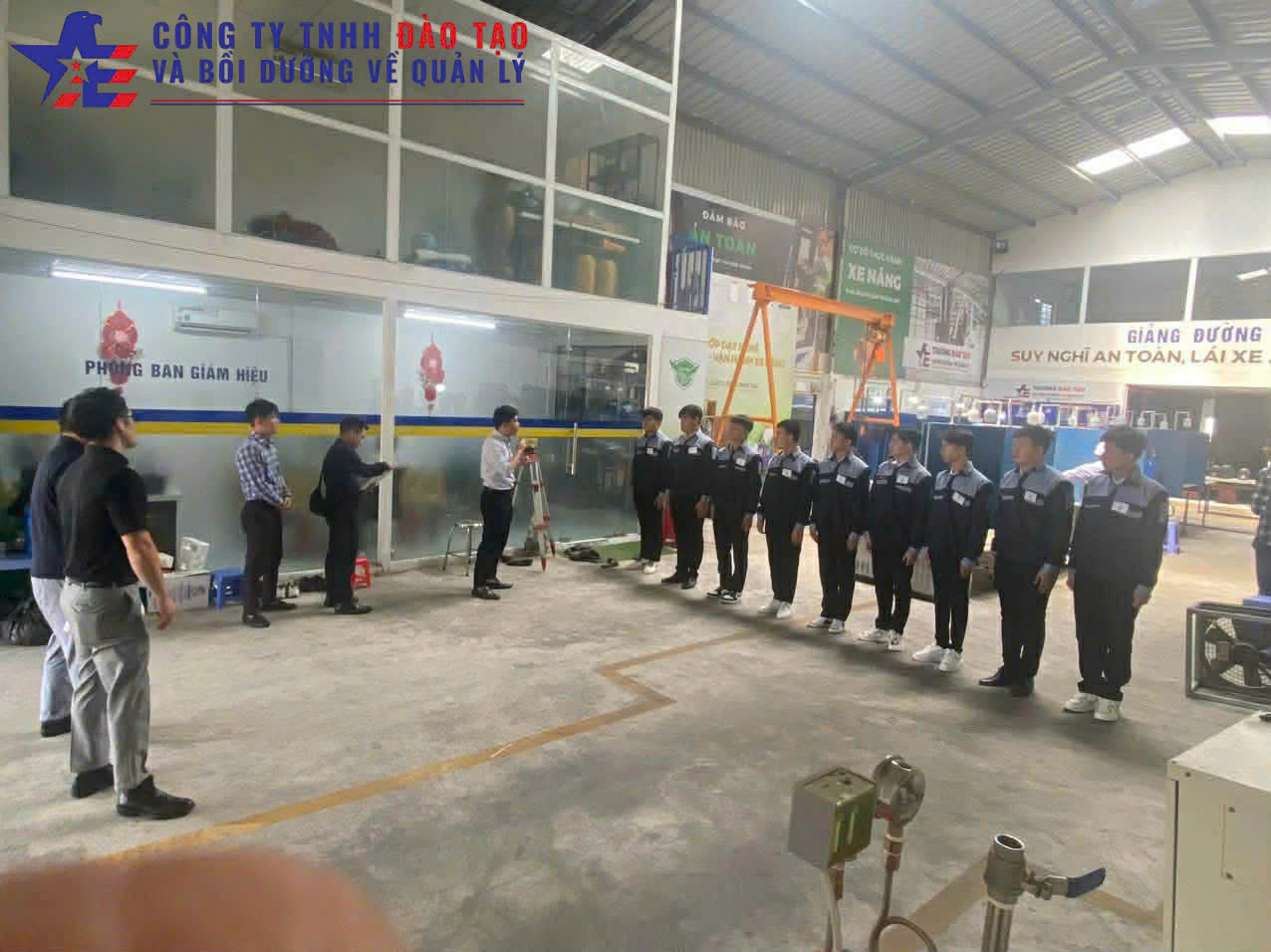 dao-tao-chung-chi-may-xuc-tai-quang-ninh-uy-tin-gia-re-nhat